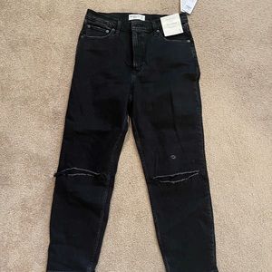 Abercrombie & Fitch - The Mom High Rise Black Jeans